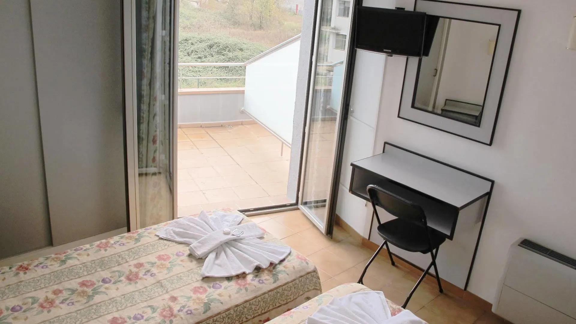 Motel La Entrada 리우다리나스 2*,